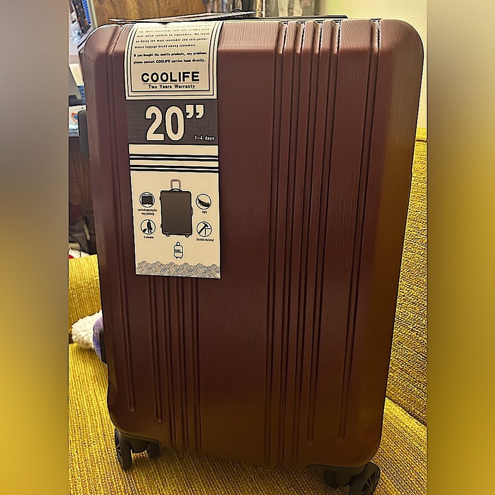 20” Rolling carryon suitcase wine red